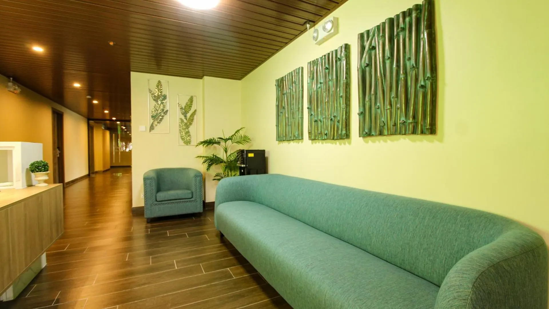 La Grande Residence- Grand Studio Angeles 0*,