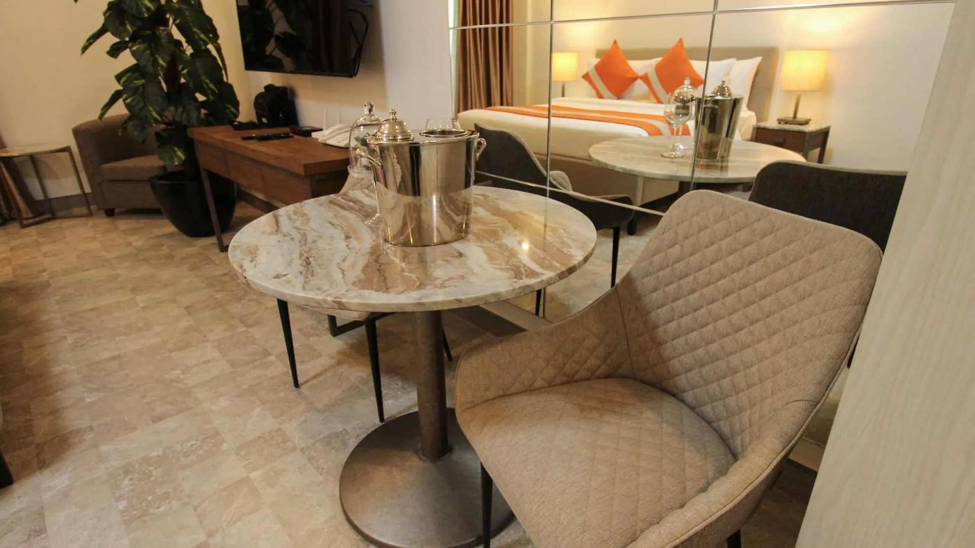 La Grande Residence- Grand Studio Angeles Apartment