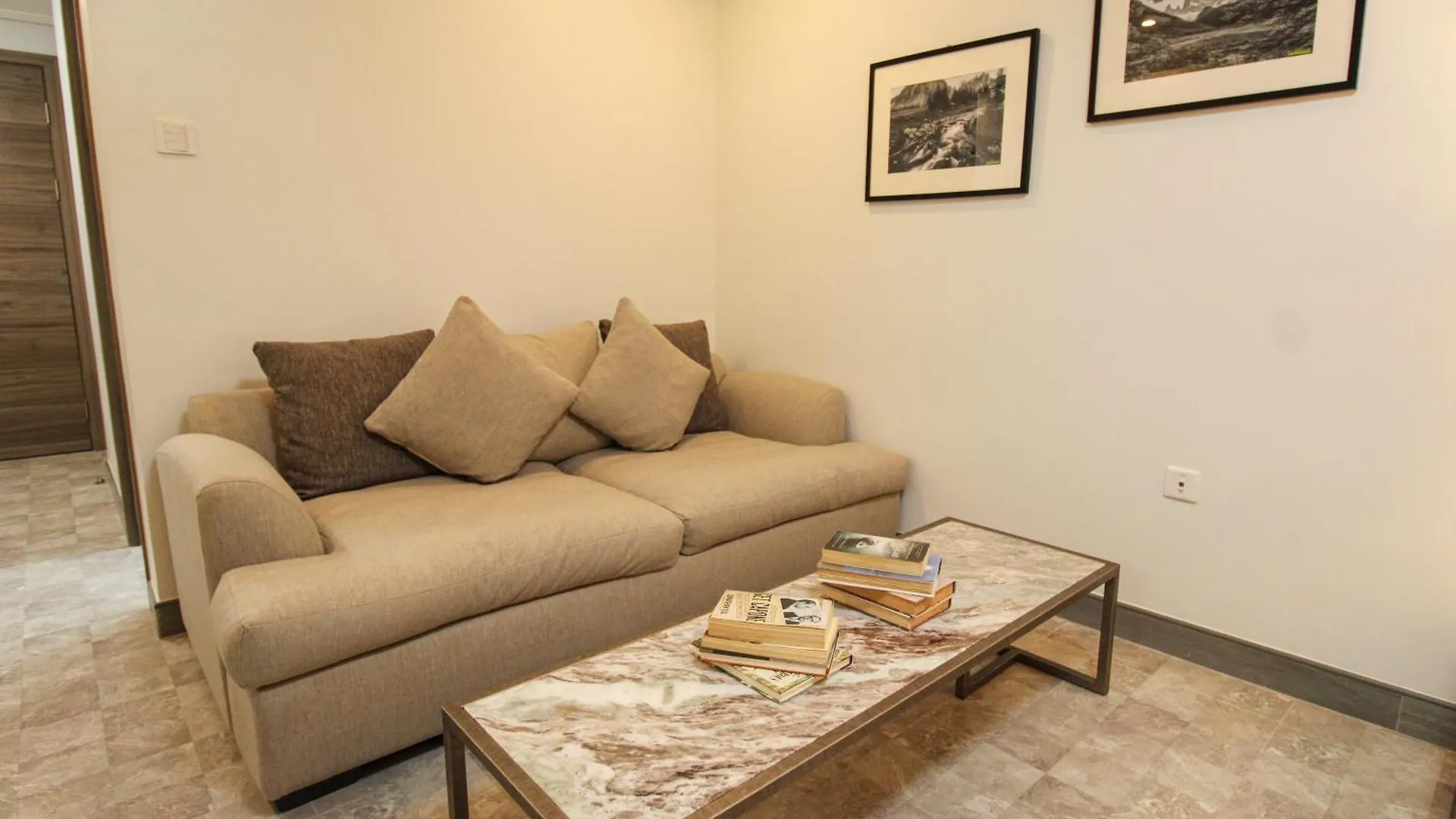 Apartment La Grande Residence- Grand Studio Angeles Philippines